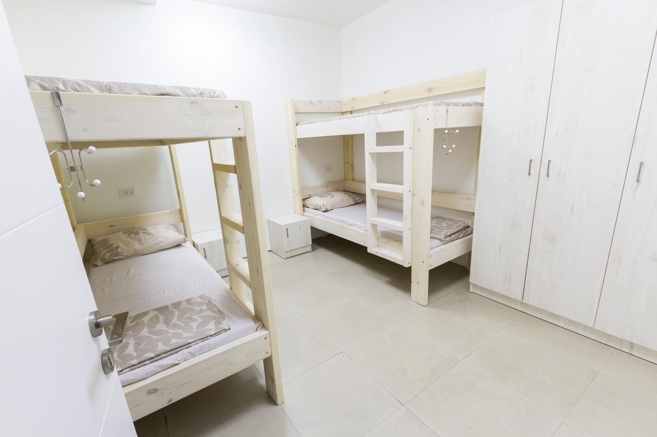 Mevaser - Christian Hostel Rishon Leziyyon Exterior photo