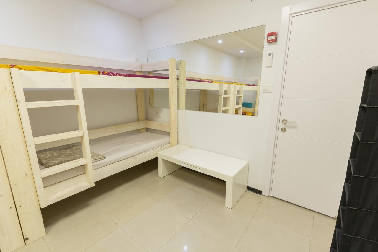 Mevaser - Christian Hostel Rishon Leziyyon Exterior photo